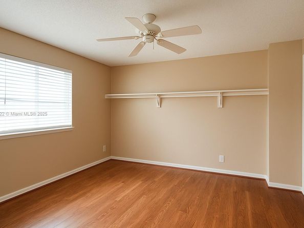 5071 W Oakland Park Blvd 103, Lauderdale Lakes FL 33313