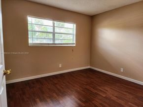 5071 W Oakland Park Blvd 103, Lauderdale Lakes FL 33313