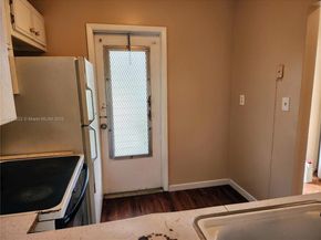 5071 W Oakland Park Blvd 103, Lauderdale Lakes FL 33313