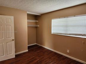 5071 W Oakland Park Blvd 103, Lauderdale Lakes FL 33313
