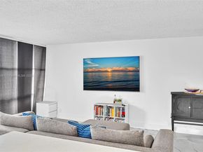 1000 Parkview Dr 329, Hallandale Beach FL 33009