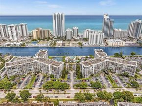 1000 Parkview Dr 329, Hallandale Beach FL 33009