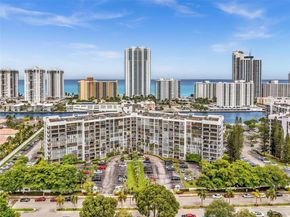 1000 Parkview Dr 329, Hallandale Beach FL 33009