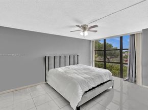 1000 Parkview Dr 329, Hallandale Beach FL 33009