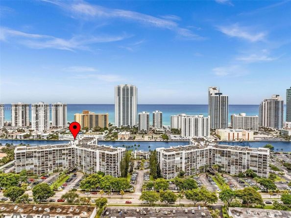 1000 Parkview Dr 329, Hallandale Beach FL 33009