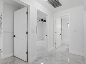 1411 NW 40th St, Miami FL 33142