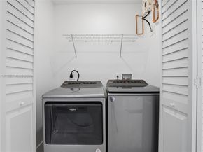 1411 NW 40th St, Miami FL 33142