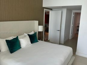 4111 S Ocean Dr MPH5, Hollywood FL 33019