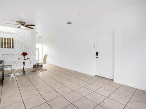 17710 NW 73rd Ave 20120, Hialeah FL 33015
