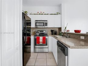 17710 NW 73rd Ave 20120, Hialeah FL 33015