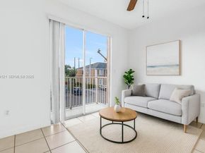 17710 NW 73rd Ave 20120, Hialeah FL 33015