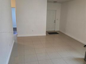 2630 NE 3rd Dr 101, Homestead FL 33033