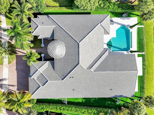 11804 NW 69th Pl, Parkland FL 33076