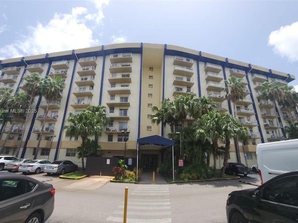 801 NW 47th Ave 119W, Miami FL 33126