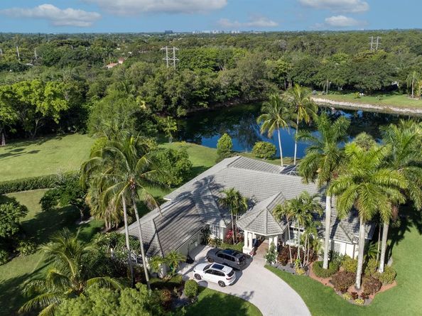7724 NW 47th Drive, Coral Springs FL 33067