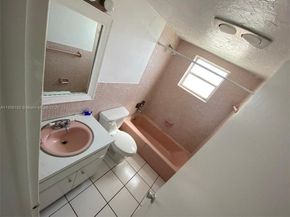 1855 Plunkett St 101, Hollywood FL 33020