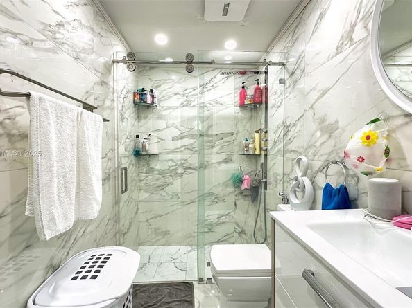 20515 NW 45th Ave, Miami Gardens FL 33055