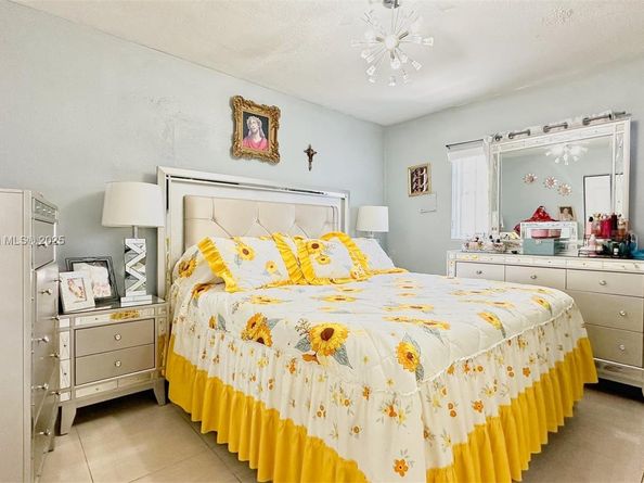 20515 NW 45th Ave, Miami Gardens FL 33055