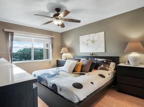 9370 Sunrise Lakes Blvd 308, Sunrise FL 33322