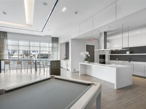 17301 Biscayne Blvd 708, North Miami Beach FL 33160