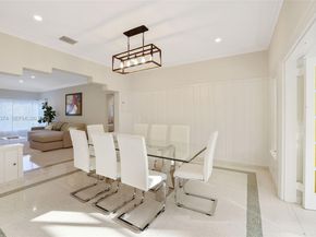 3760 Royal Palm Ave, Miami Beach FL 33140