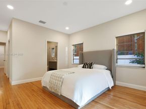 3760 Royal Palm Ave, Miami Beach FL 33140