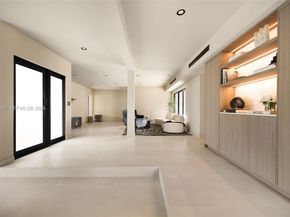 2805 SW 4th Ave, Miami FL 33129