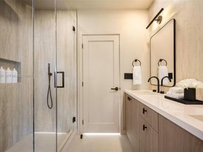 2805 SW 4th Ave, Miami FL 33129