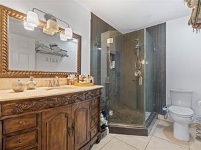 21240 Harbor Way 28528, Aventura FL 33180