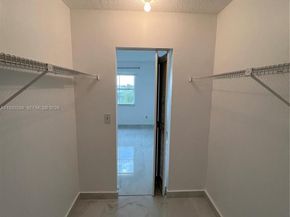 8260 SW 210th St 302, Cutler Bay FL 33189