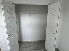 8260 SW 210th St 302, Cutler Bay FL 33189