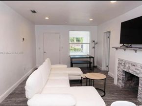 1101 NW 30th St, Miami FL 33127