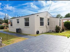 1101 NW 30th St, Miami FL 33127