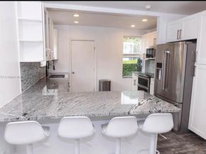 1101 NW 30th St, Miami FL 33127