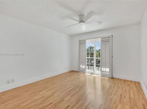 1194 Hillsboro Mile 72, Hillsboro Beach FL 33062