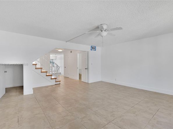 1194 Hillsboro Mile 72, Hillsboro Beach FL 33062