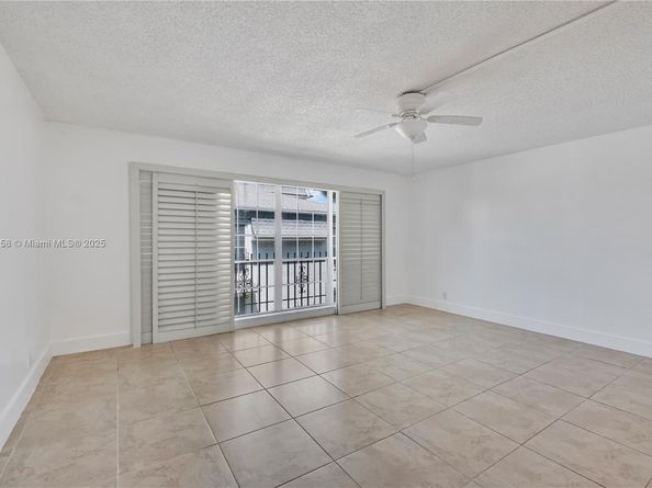 1194 Hillsboro Mile 72, Hillsboro Beach FL 33062