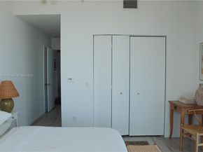 480 NE 31st St 3301, Miami FL 33137