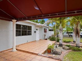 687 W 39th Pl, Hialeah FL 33012