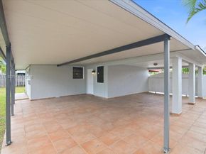 687 W 39th Pl, Hialeah FL 33012