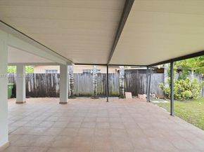 687 W 39th Pl, Hialeah FL 33012