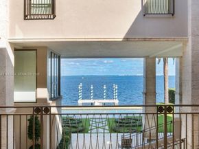 10 Tahiti Beach Island Rd, Coral Gables FL 33143