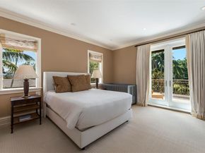 10 Tahiti Beach Island Rd, Coral Gables FL 33143