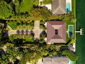 10 Tahiti Beach Island Rd, Coral Gables FL 33143