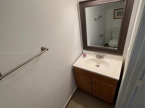 14921 SW 82nd Ter 3201, Miami FL 33193