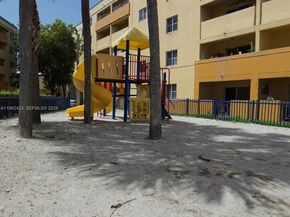 14921 SW 82nd Ter 3201, Miami FL 33193