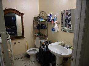 11735 NW 22nd Ct, Miami FL 33167