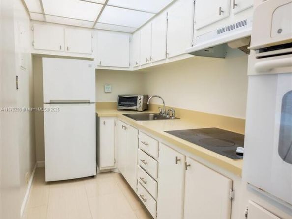 1000 West Ave 430, Miami Beach FL 33139