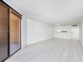 10400 SW 108th Ave A409, Miami FL 33176