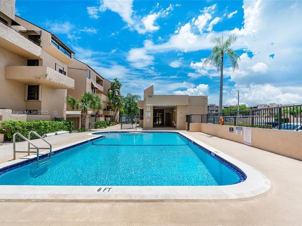 10400 SW 108th Ave A409, Miami FL 33176